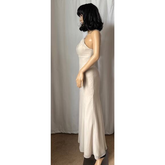 Azazie sexy fitted keyhole halter formal maxi Champagne. dress XXS - Picture 10 of 14